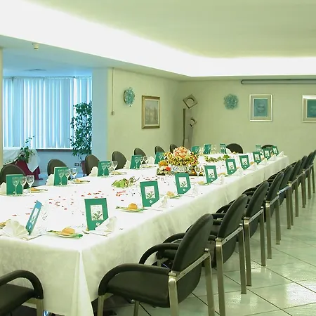 President מלון Castel Mella